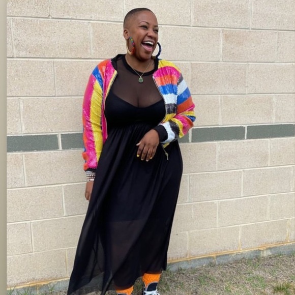 Meet your Posher, Amber - Picture 3 of 5